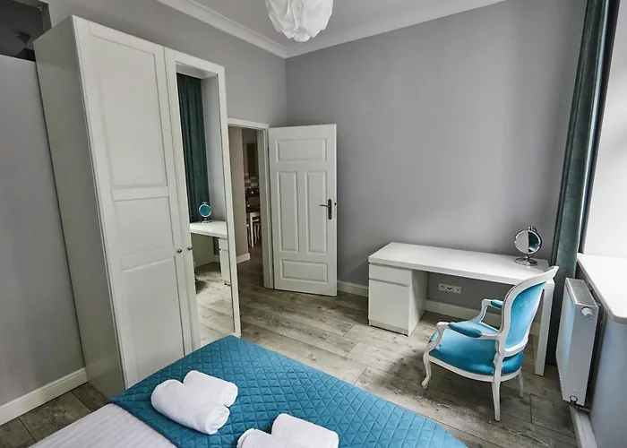 Niebieski De Lux Dla 4 Osob Katowice *